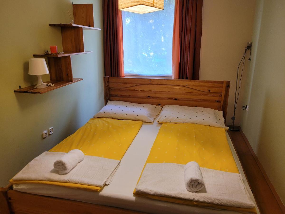 Lara Apartman Debrecen Exterior foto
