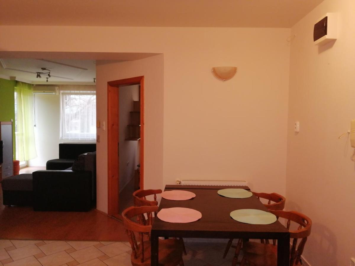 Lara Apartman Debrecen Exterior foto